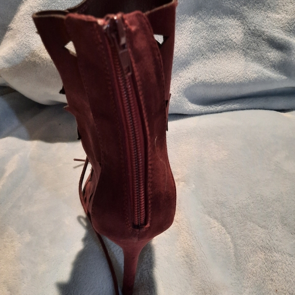 Mauve bootie style heels - Picture 3 of 4